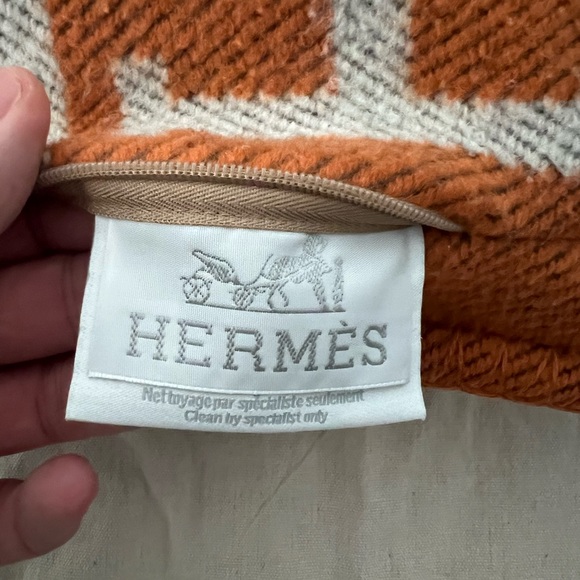 Hermes classic cushions - Picture 4 of 11